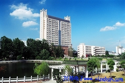 武漢理工大學馬房山分校IC卡水控管理系統(tǒng)。